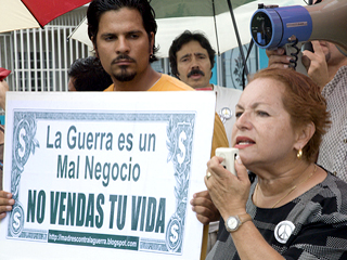 Manifestacin Madres Contra la Guerra y Pablo Paredes