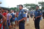 SEPTEMBER 29 , 2009 , MARIKINA CITY , PHILIPPINE - PHILIPPINE NATIONAL POLICE ( PNP ) PERSONNEL WAS IMPOSED TO HELP IN  A EVACUATION AREA AFTER TYPHOON " ONDOY "