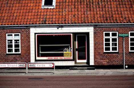 Strandvejen? Hovedparten af den nettofraflytning, som rammer udkantsomrderne, skyldes, at uddannelserne bliver centraliseret. - Foto: PER FOLKVER 