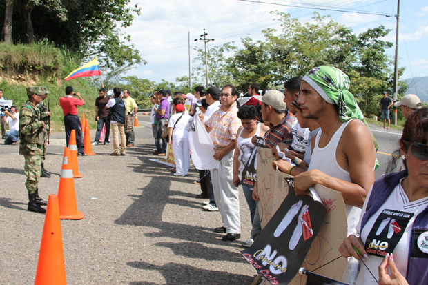 Protest at the Tolemaida Military Base in Colombia