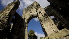 Kelso Abbey ruins