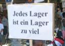 Jedes Lager ist ein Lager zu viel - Maskeraden Parade am Karwane Fesival in Jena, 05. Juni 2010