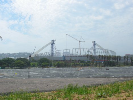 Moses Mabhida Stadium under construction seven months later, in November 2008.