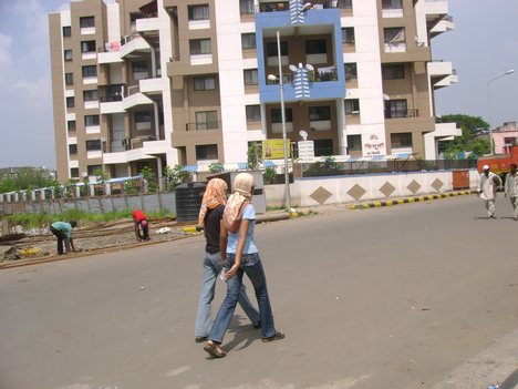 Girls walking in heat -Heat -Climate -India