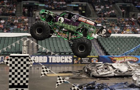 ag 2 Monster Jam USA at the Bank Atlantic Center in Sunrise, Florida. Monster Jam has added two more shows and is set to be in Europe next. In 2005, Monster Jam Europe enjoyed their largest live event audiences, with an unprecedented 250,000+ event att