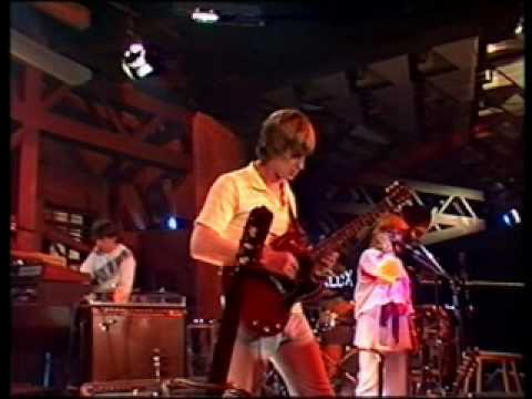 Mike Oldfield - Montreux 1981 - Ommadawn 2/3