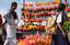 Kashmiri muslim busy in shopping at a market place ahead of Muslim festival of Eid-ul-Fitr, marking the end of the holy fasting month of Ramadan, in Srinagar, 17 September 2009. Muslims all over the world are observing the holy month of Ramadan which prohibits food, drinks, smoke and sex from dawn to dusk Eid-ul-Fitr festival which will be observed next week.