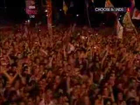 Jay-Z does Wonderwall & 99 Problems - Glastonbury UK 2008