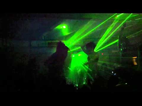 Skrillex -- Scary Monsters and Nice Sprites (Zedd Remix) (Live at The Loft, Minneapolis)