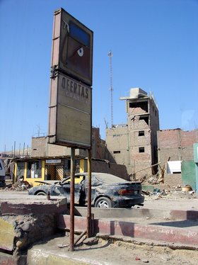 Damaged infrastructure, one week after the 2007 Peru earthquake