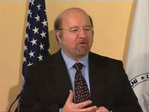 USAID Summer Seminar : Hernando de Soto - What Capitalists and Slumdogs Now Have in Common