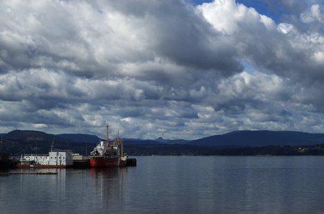 CCGS Bartlett moored in Patricia Bay, 21 September 2006 at 12:30