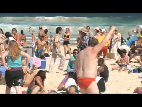 Official: Bondi Beach Gets Flipped! Towel Surfing - Flip Video Flash Mob