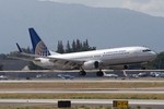 Houston Arrival Continental Airlines N17245 Boeing 737