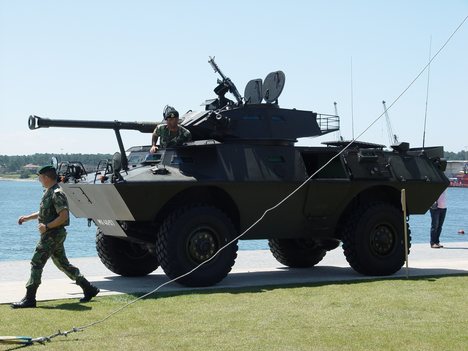 Portuguese Army V-150 Commando armed with an M60.