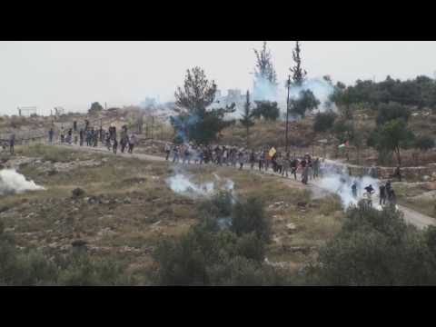 bilin weklly demo 16-4-2010 By Haitham Al Katib