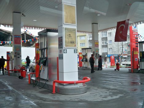 Oil, Petrol, Petrol Station, Oil Price, Benzin, Gasoline, Gasoline Price.