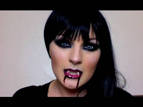 Vampire Costume make-up tutorial