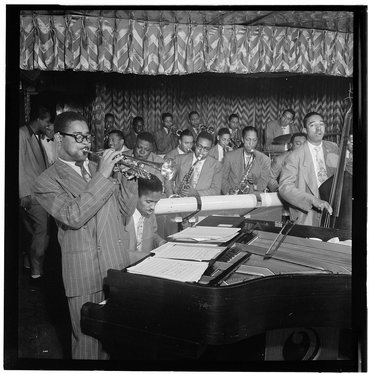 Gillespie with John Lewis, Cecil Payne, Miles Davis, and Ray Brown, between 1946 and 1948. Photo: William P. Gottlieb