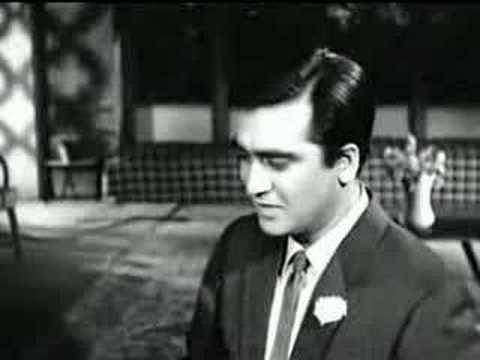 Gumrah (1963) - Chalo Ek Baar Phir Se