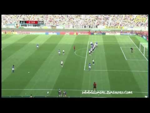 Ronaldinho - World Cup 2002 Compilation