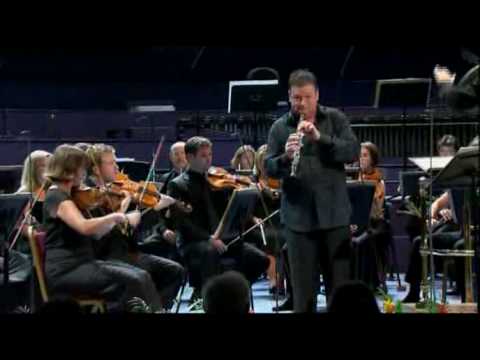 Elliott Carter Oboe Concerto (Part 1) - Nicholas Daniel / David Robertson / BBC Symphony Orchestra