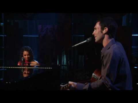 Alicia Keys - Wild Horses (Featuring Adam Levine)