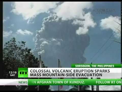 Colossal volcano eruption sends ash plume 2 miles high in Philippines