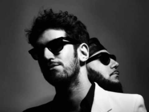 Chromeo - Don't Turn The Lights On (Aeroplane Remix)