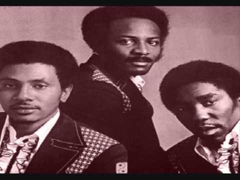 The O'Jays - Back Stabbers