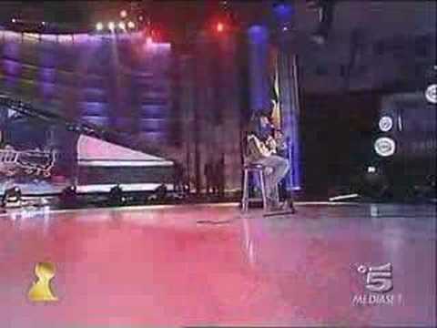 Vasco Rossi - Sally (Live unplugged Telegatti 2006)