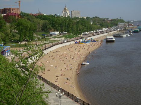 On the Amur in Khabarovsk.(论阿穆尔河哈巴罗夫斯克)