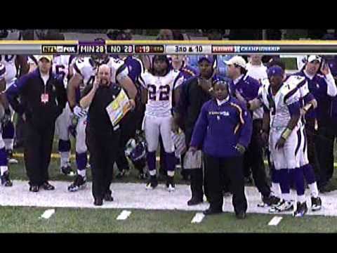 Brett Favre throws game-changing INT in NFC championship game...