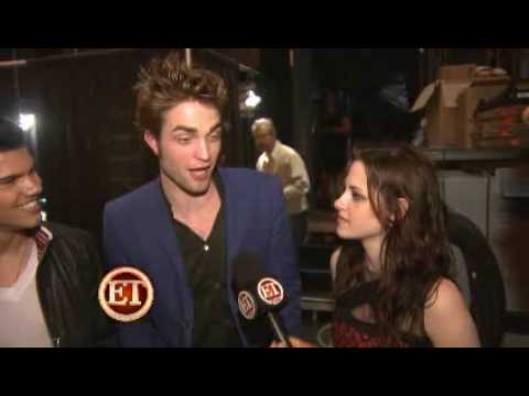 TWILIGHT CAST BACKSTAGE MTV Movie Awards 2009