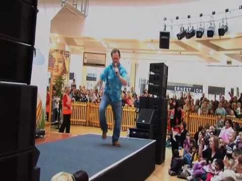 Mr Tumble at Westfield's Merry Hill Centre