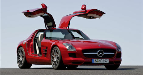 Mercedes-Benz SLS AMG Gullwing