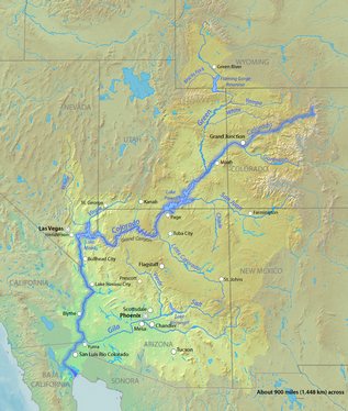 Map of the Colorado River watershed showing tributaries, lakes/reservoirs, cities and topography