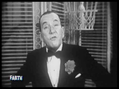 Noel Coward sings 