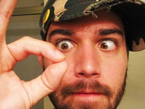 SUPER GLUED FINGERS TOGETHER! (9.1.10 - Day 489)