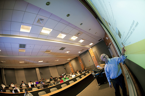 ISeries class in Knight Hall Journalism Building taught by Professor Ronald Yaros