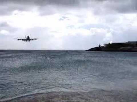 747 Landing - St.Maarten