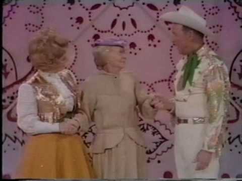 Roy Rogers & Dale Evans host Hollywood Palace (1 of 6)