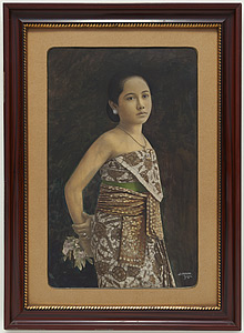 Sem Cphas Portrait of a Javanese woman c.1900 gelatin silver photograph, colour pigment 28.5 x 24.0 cm National Gallery of Australia, Canberra