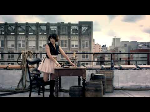 Norah Jones - Chasing Pirates