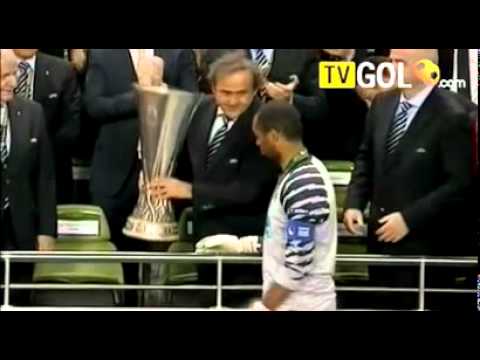 FC Porto vs Sporting Braga 1-0 - Goal and Highlights + Cup Celebration (18-5-2011)