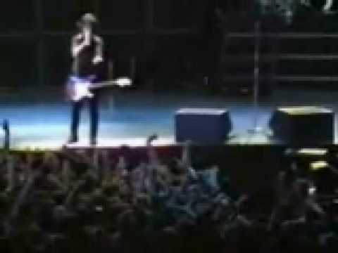 Green Day - Knowledge [Part 1] [Live @ Telstra Dome, Melbourne 2005]