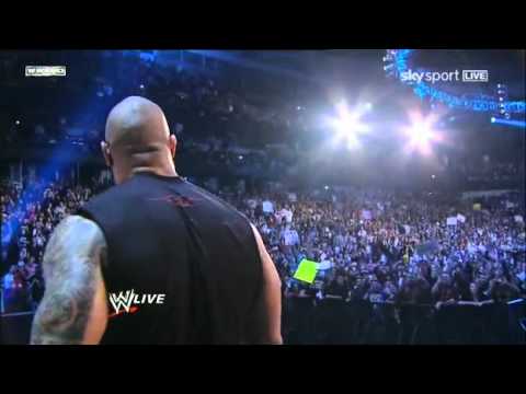 The Rock returns to WWE Raw - 2-14-2011 (Entrance)