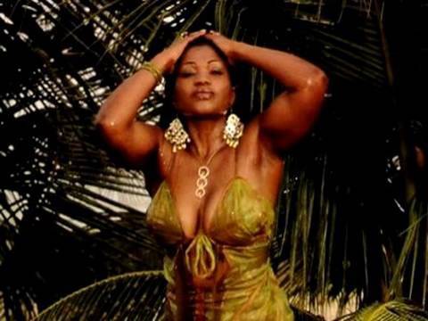 Congo - African Diva Barbara Kanam - Jardin d'Amour in HD