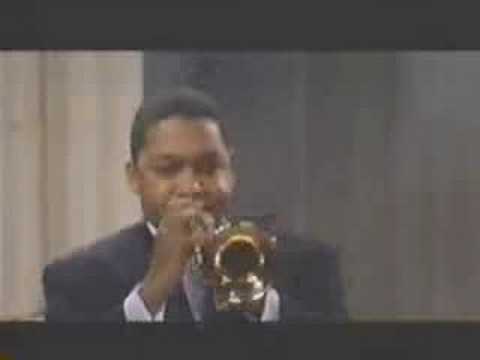 Wynton Marsalis Haydn Trumpet Concerto part 1