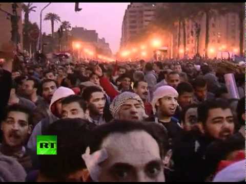 Video: Fireworks over Cairo as thousands occupy Tahrir